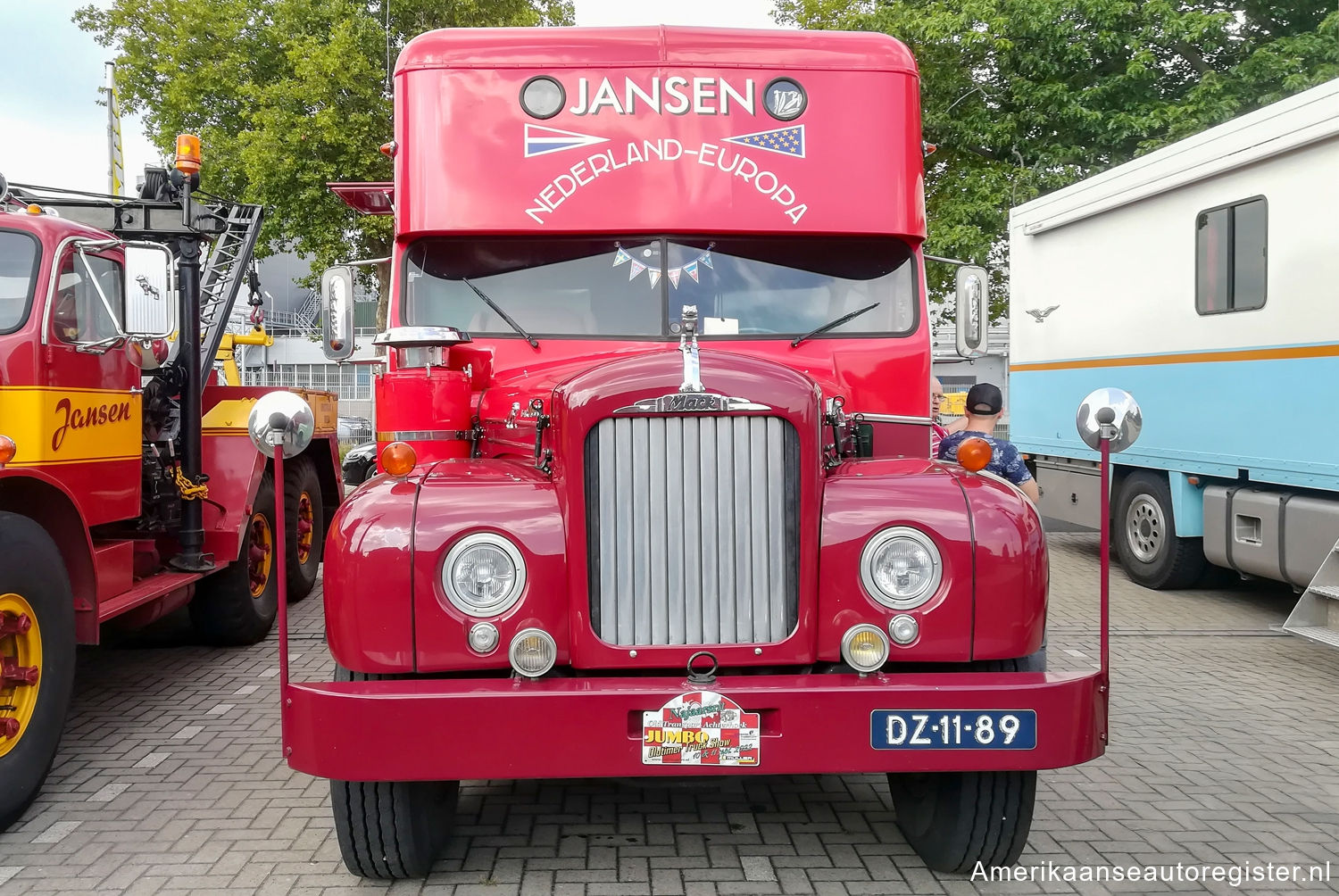 Vrachtwagens Mack B Series uit 1953